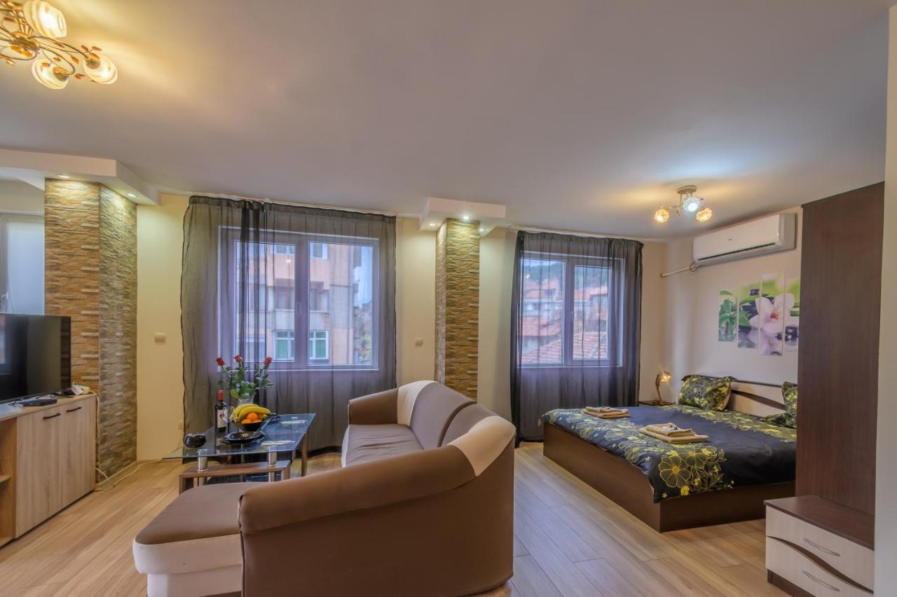 Cozy & Delightful Apart & Aubg & Free Garage Parking Blagoewgrad Exterior foto