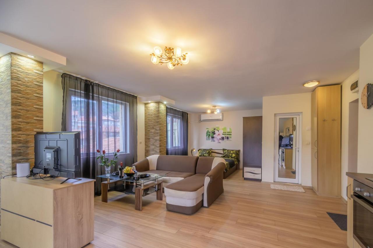 Cozy & Delightful Apart & Aubg & Free Garage Parking Blagoewgrad Exterior foto